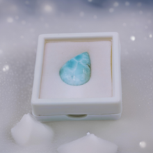 Load image into Gallery viewer, Pebble gift - Larimar