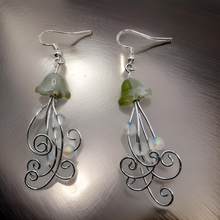 Load image into Gallery viewer, Jellyfish - Earrings