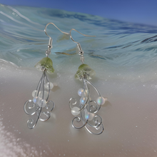 Load image into Gallery viewer, Jellyfish - Earrings