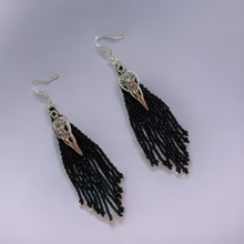 Load image into Gallery viewer, Raven - Earrings