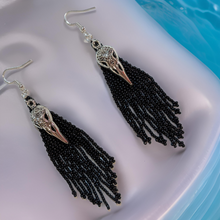 Load image into Gallery viewer, Raven - Earrings