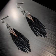 Load image into Gallery viewer, Raven - Earrings