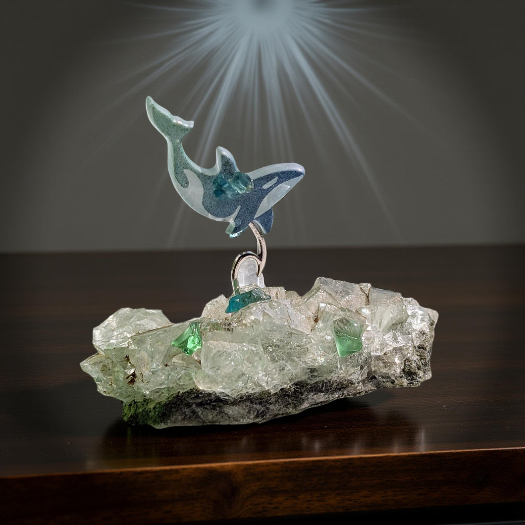 Orca - Sea glass - Green Apophyllite