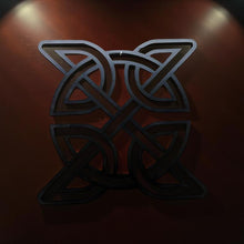 Load image into Gallery viewer, Celtic - Metal Art - Dara knot