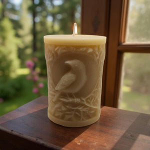 Raven candle