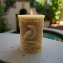 Load image into Gallery viewer, Raven candle