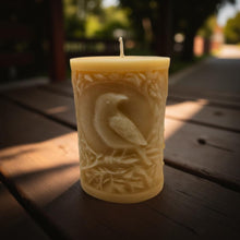 Load image into Gallery viewer, Raven candle