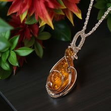 Load image into Gallery viewer, Amber necklace