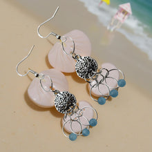 Load image into Gallery viewer, Sand dollar - Earrings