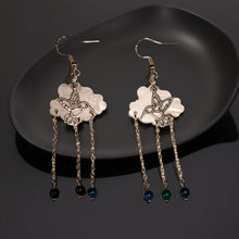 Load image into Gallery viewer, Humming bird in cloud  - Earrings