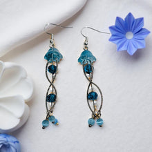 Load image into Gallery viewer, Jellyfish - Earrings - Blue cats eye