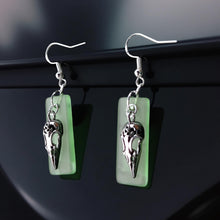 Load image into Gallery viewer, Sea glass - Raven - Earrings