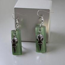 Load image into Gallery viewer, Sea glass - Raven - Earrings