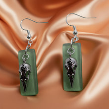 Load image into Gallery viewer, Sea glass - Raven - Earrings