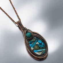 Load image into Gallery viewer, Copper Turquoise Oyster -  Necklace