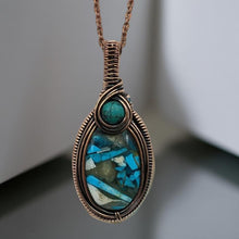 Load image into Gallery viewer, Copper Turquoise Oyster -  Necklace