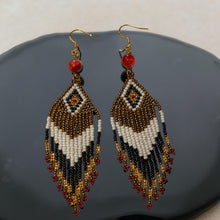 Load image into Gallery viewer, Beaded - Earrings