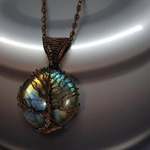 Load image into Gallery viewer, Copper wrapped - Tree of life - Labradorite Necklace