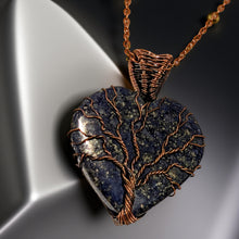 Load image into Gallery viewer, Necklace - Copper wrapped - Tree of life -Lapis lazuli