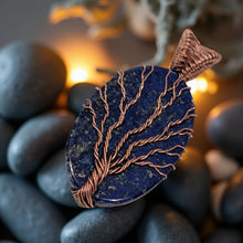 Load image into Gallery viewer, Pendant - Copper - Tree of life - lapis lazuli