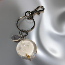 Load image into Gallery viewer, Keychain - Dandelion