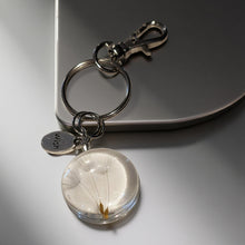 Load image into Gallery viewer, Keychain - Dandelion