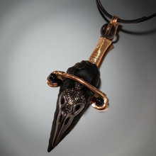Load image into Gallery viewer, The Shadow Dagger - Arrowhead - Necklace - Raven Stone