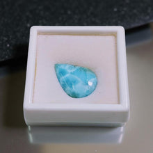 Load image into Gallery viewer, Pebble gift - Larimar