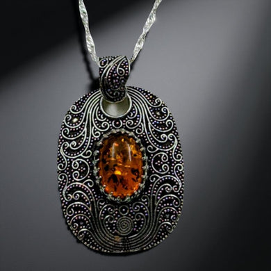 Amber - Necklace