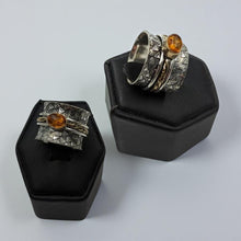 Load image into Gallery viewer, Spinner Ring - Amber