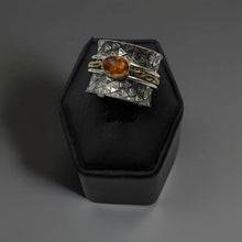 Load image into Gallery viewer, Spinner Ring - Amber