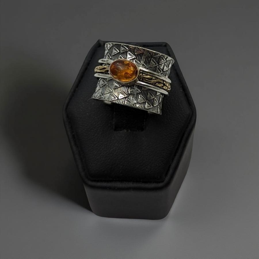 Spinner Ring - Amber