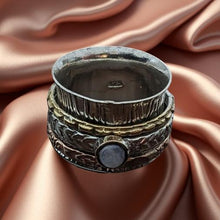 Load image into Gallery viewer, Spinner Ring - Moonstone