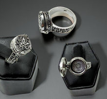 Load image into Gallery viewer, Triquetra - Poison Ring
