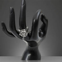 Load image into Gallery viewer, Triquetra - Poison Ring