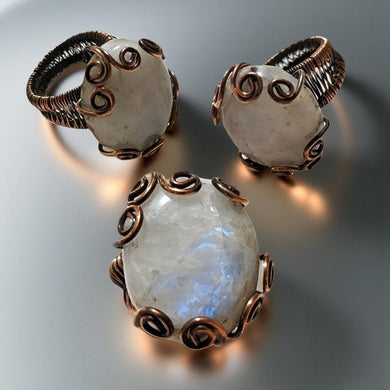 Copper wrapped, Moonstone, Chunky Ring