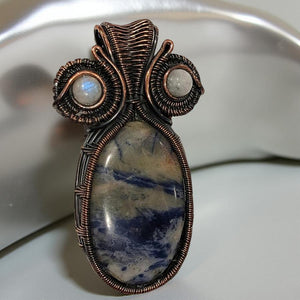 Copper wrapped, Sodalite & moonstone, Pendant