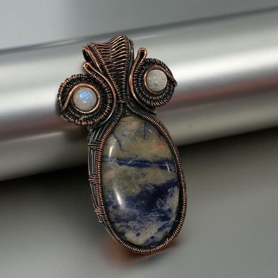 Copper wrapped, Sodalite & moonstone, Pendant