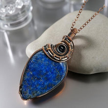 Load image into Gallery viewer, Copper wrapped - lapis lazuli - Necklace