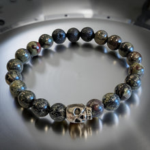 Load image into Gallery viewer, Dragons Guardian - Skull - Bracelet