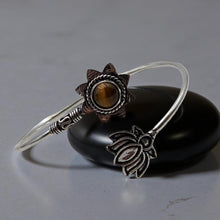Load image into Gallery viewer, Tiger Eye - Cuff bracelet.