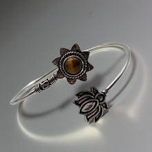 Load image into Gallery viewer, Tiger Eye - Cuff bracelet.