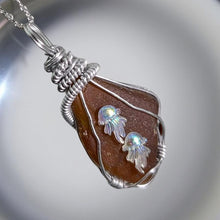 Load image into Gallery viewer, Tidal Transformation - Sea glass - Necklace
