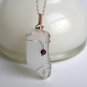 The Garnet Current - Sea glass - Necklace