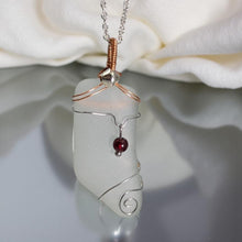 Load image into Gallery viewer, The Garnet Current - Sea glass - Necklace