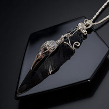 Load image into Gallery viewer, The Raven&#39;s Edge - Raven - Arrowhead