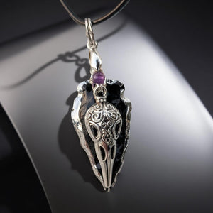 The Raven's Shield - Arrowhead - Raven