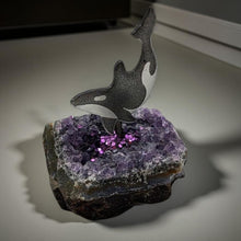 Load image into Gallery viewer, Spirit of the coast - Amethyst chunk - Orca - Ornament