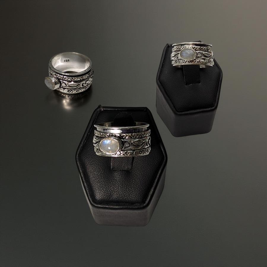 Moonstone - Spinner Ring