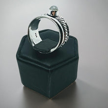 Load image into Gallery viewer, Moonstone - Spinner, Ring